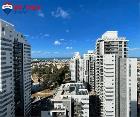 נעמי שמר קרית ים